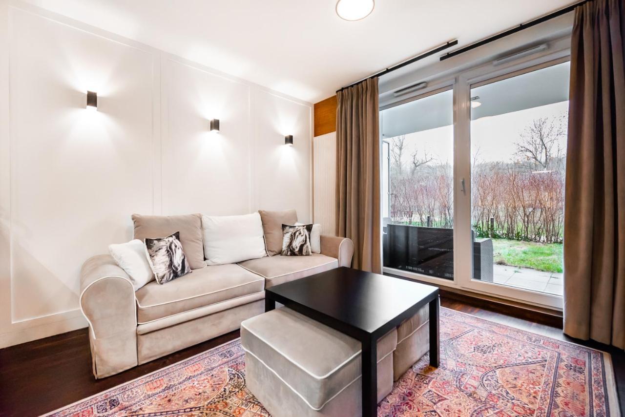 Wola Luxury Wooden Apartment Varsovia Exterior foto